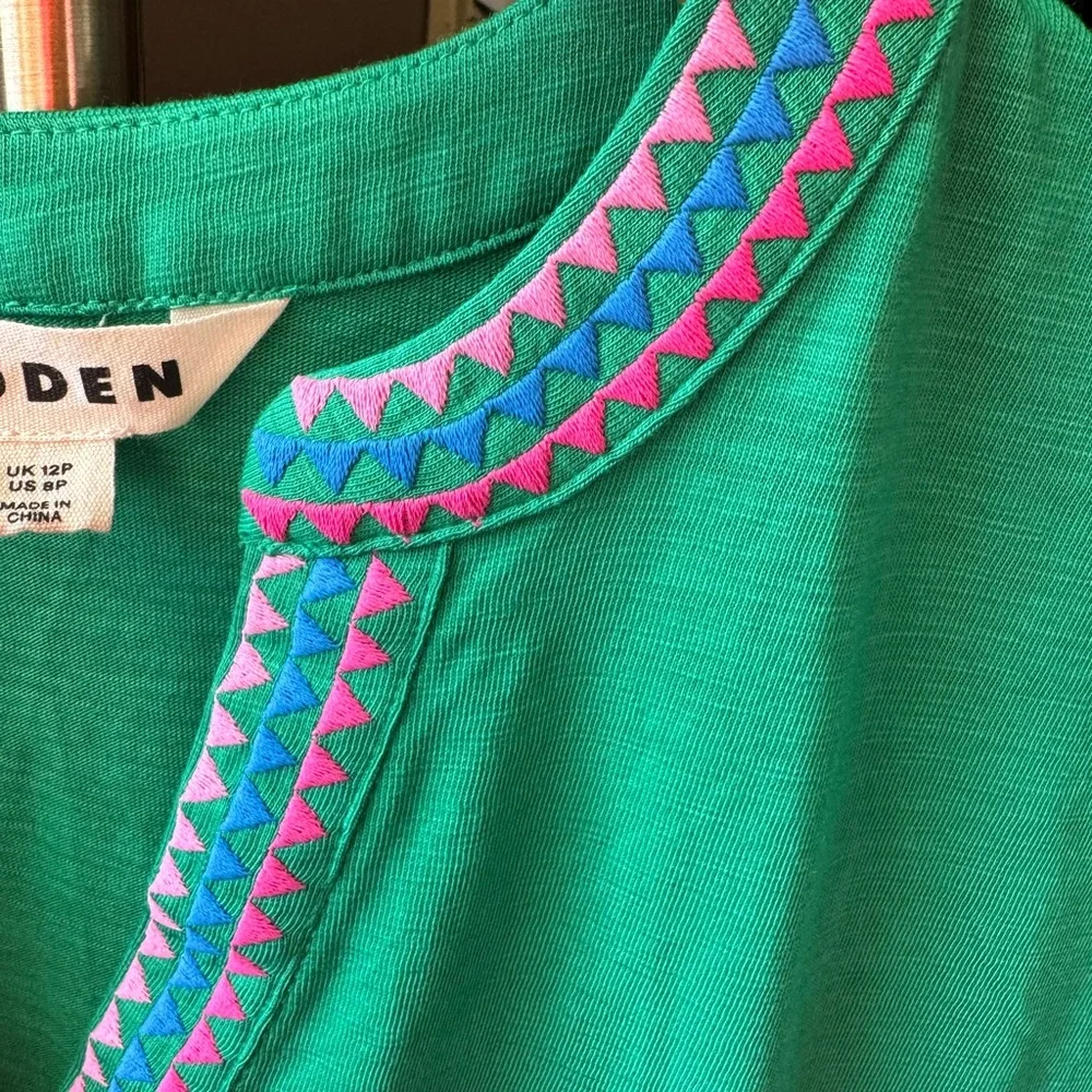 Boden Chloe Embroidered Short Dress, Rich Emerald - Picture 3 of 5